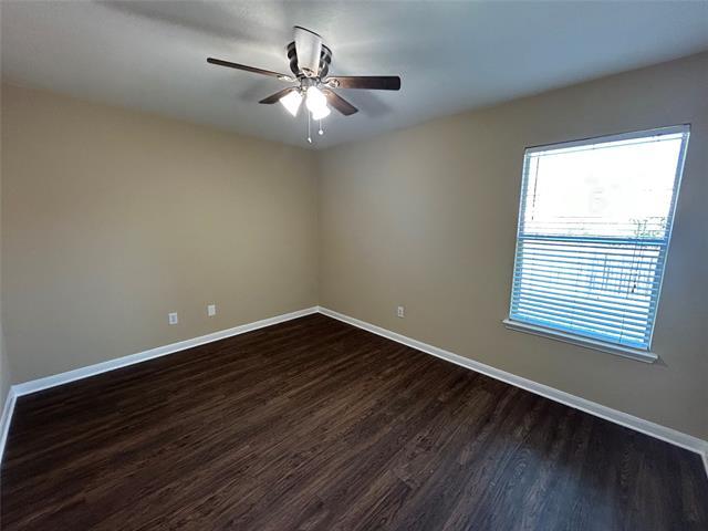 Building Photo - 12113 Tacoma Ridge Dr