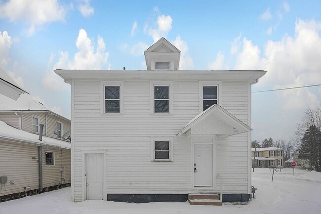 Building Photo - 51 E North St