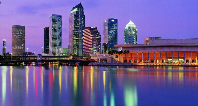 Building Photo - 509 S Willow Ave