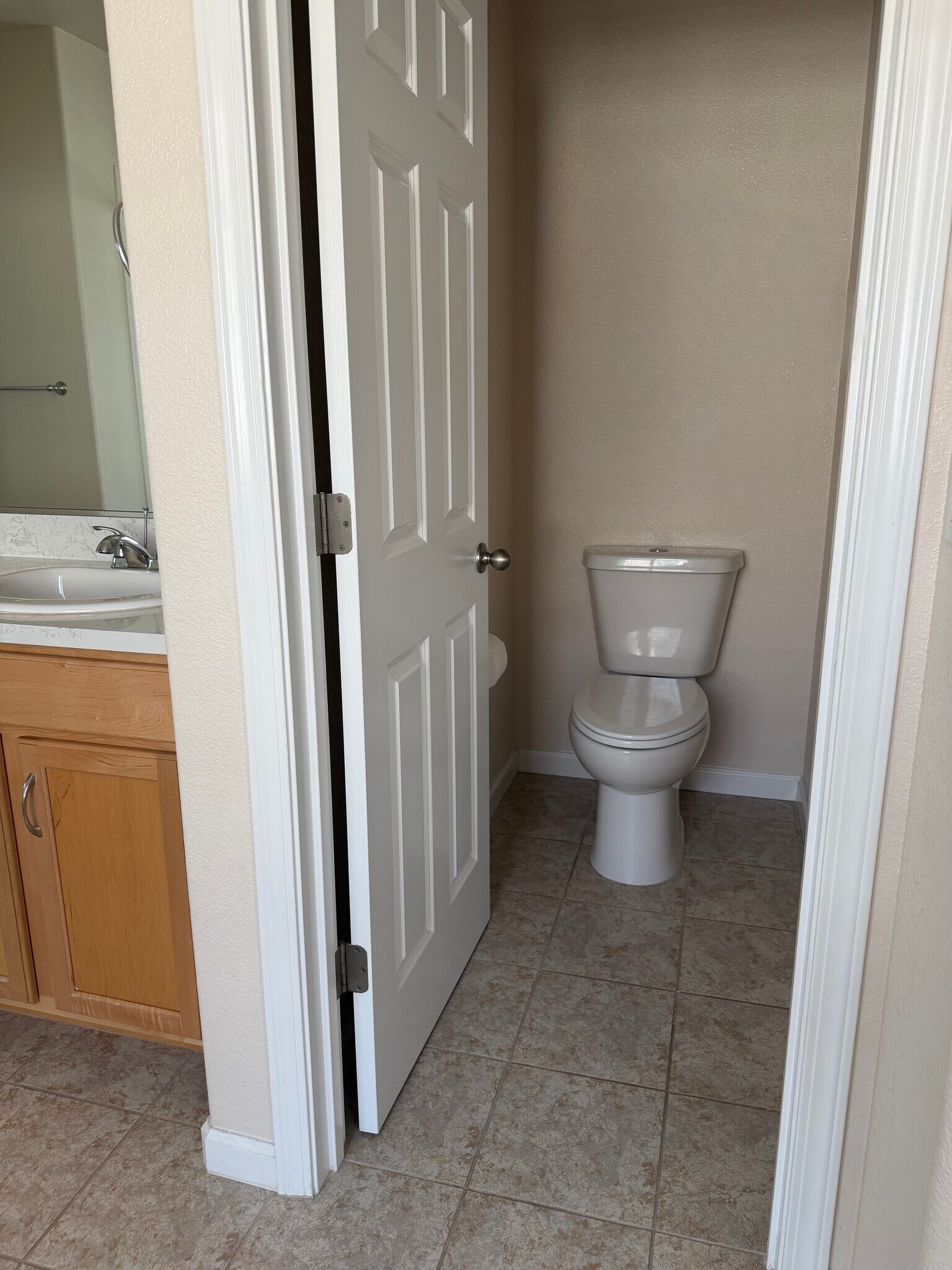 Master Bathroom - 319 E Liverno Ave