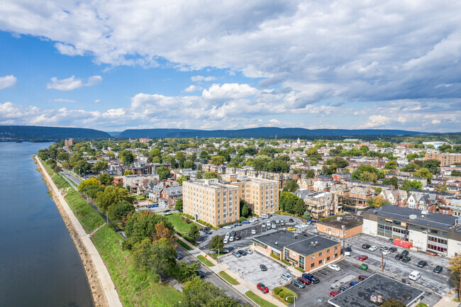 Aerial Photo - Riverview Manor