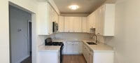 Building Photo - La Playa Apartments