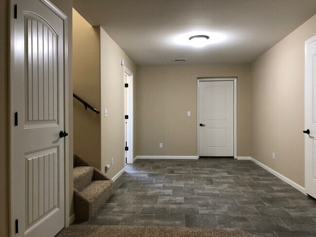 Building Photo - 4011 Westminister Dr