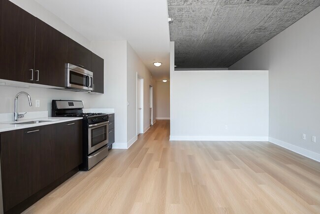 Building Photo - 1345 S Wabash Ave