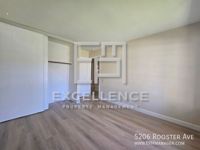 Building Photo - 5206 Rooster Dr