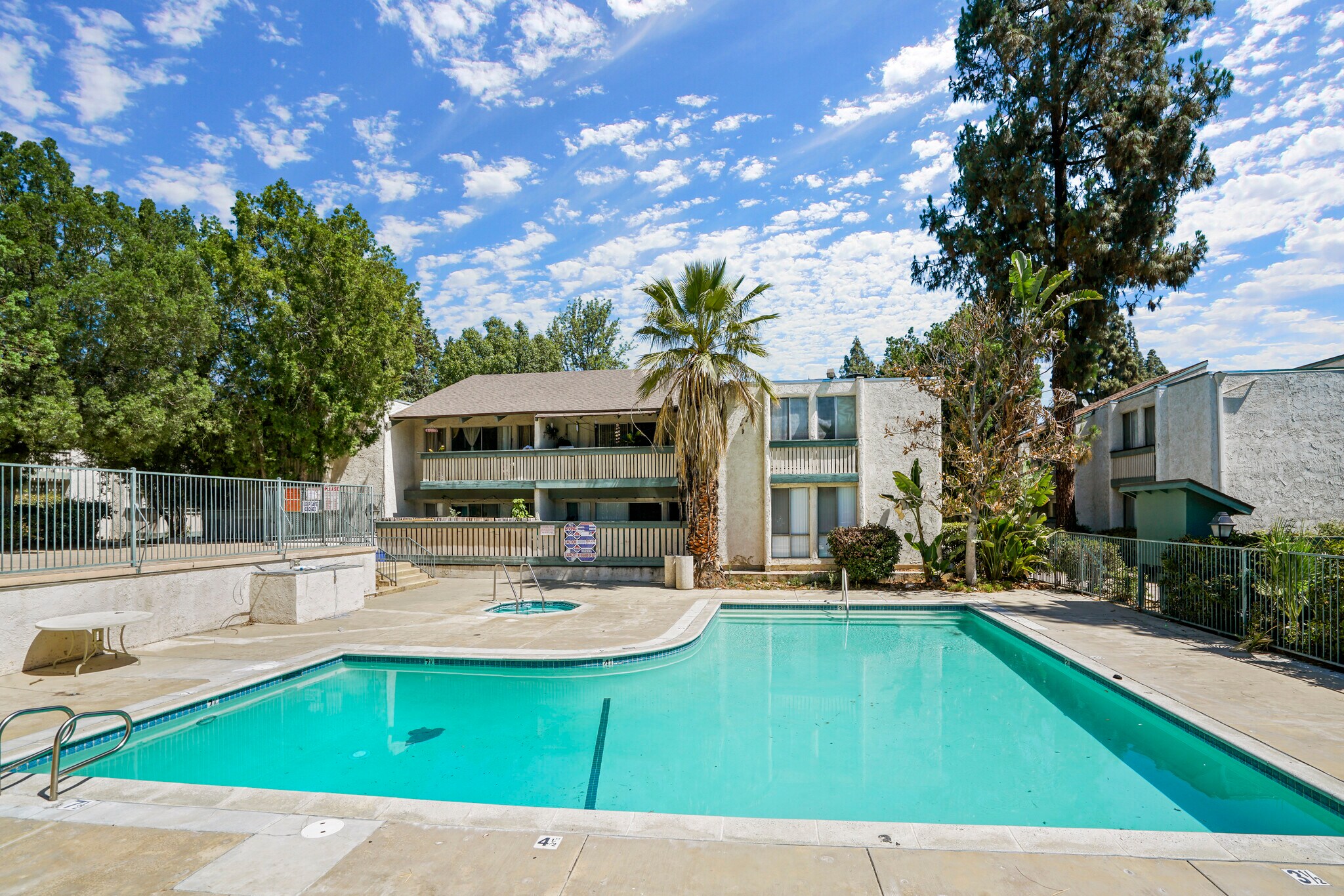 Building Photo - 8601 International Ave