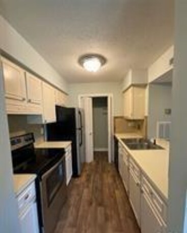 Building Photo - 11105 Harrowfield Rd