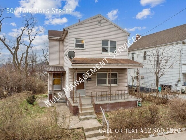 Building Photo - 504 Fair Oaks St