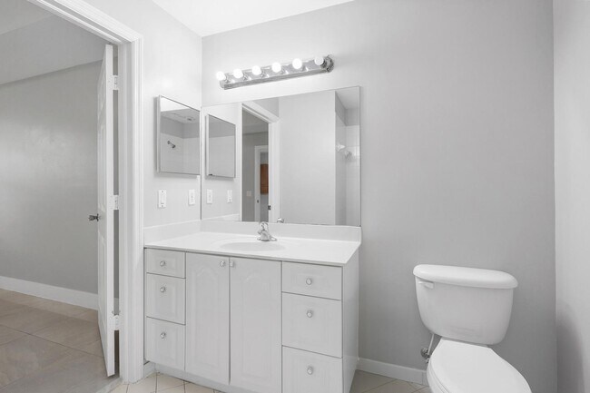 Building Photo - 3626 La Mar Ct