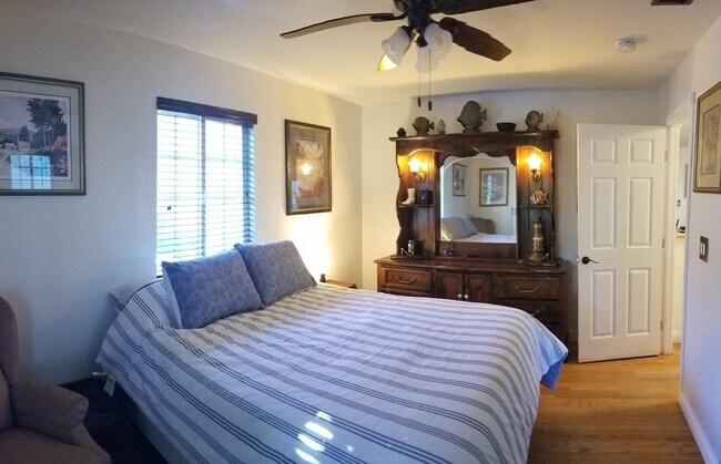 Building Photo - SLO Tropical Private Bungalow ideally located close to Cal Poly!