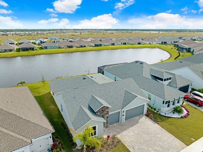 Building Photo - 3517 Rixford Way