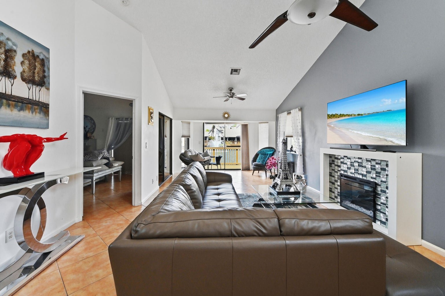 Building Photo - 1012 Landings Blvd