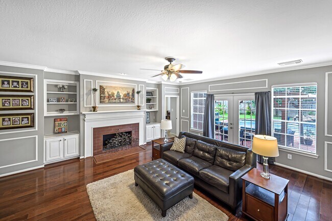 Building Photo - 23002 Cherrington Ct