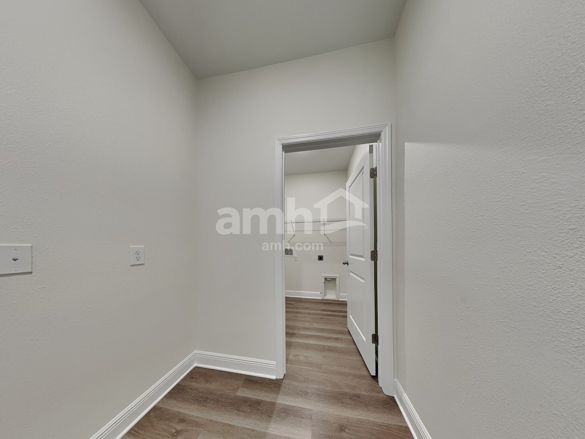 Building Photo - 1274 Heavenly Dr