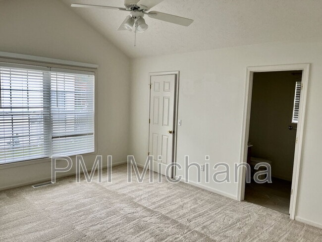 Building Photo - 51880 Courtland Dr