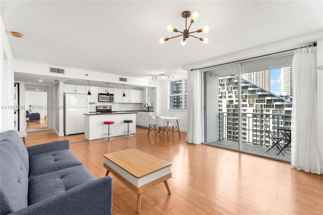 Building Photo - 770 Claughton Island Dr