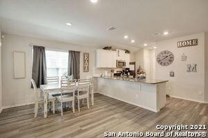 Building Photo - 14815 Berkshire Way