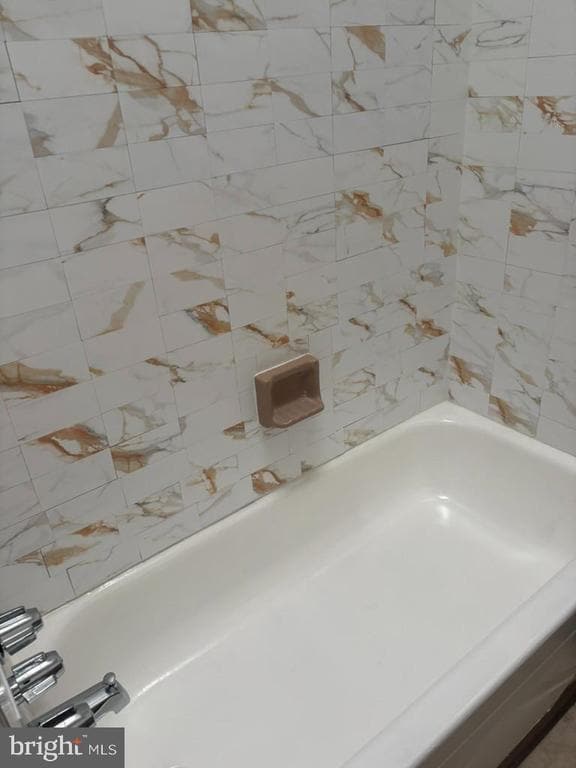 Building Photo - 6714 Woolston Ave