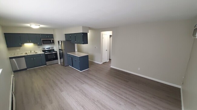 Building Photo - 74 Northwood Dr