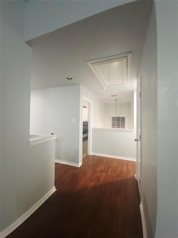 Building Photo - 1024 Fair Oaks Dr