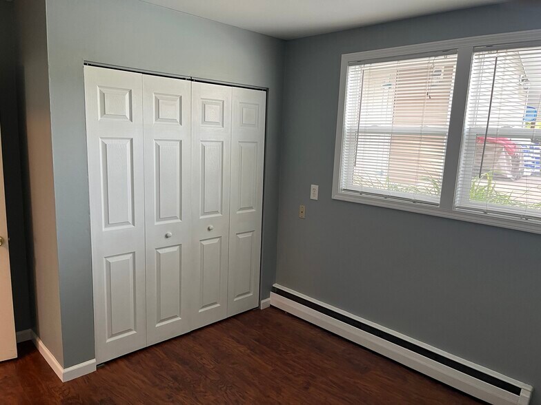 Building Photo - 22 Barone Cir