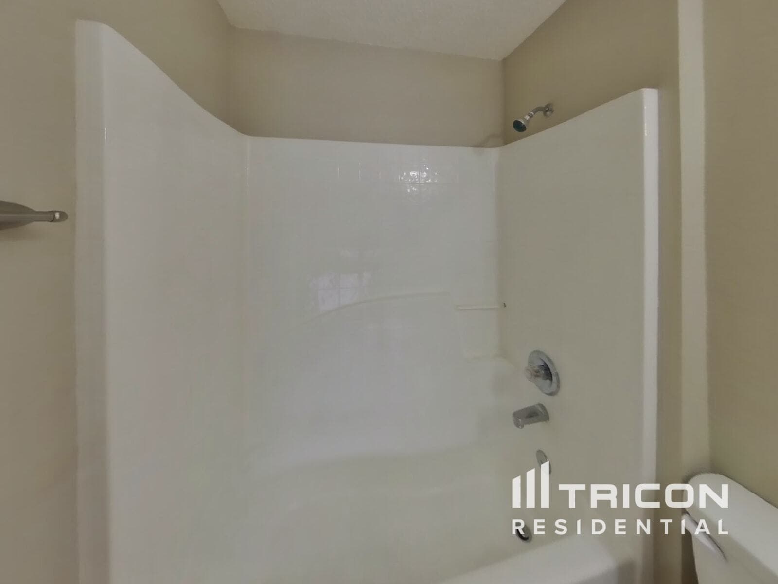 Building Photo - 11357 Pickford St