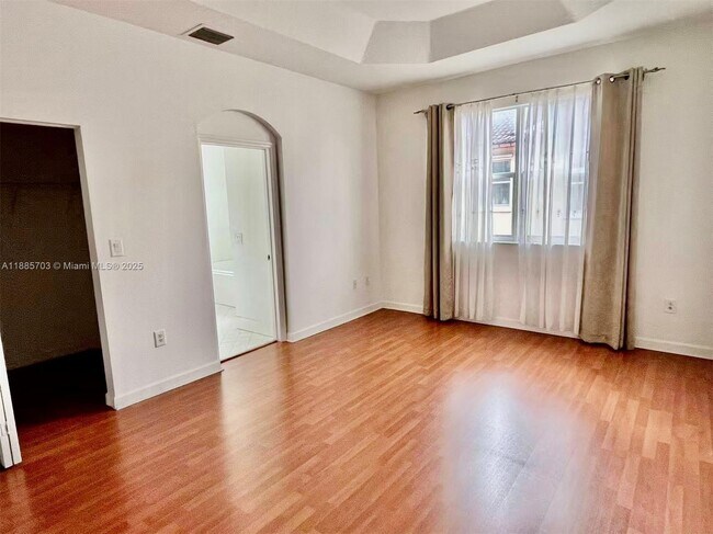 Building Photo - 12842 SW 135th St