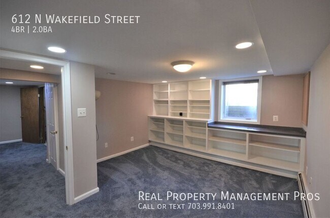 Building Photo - 612 N Wakefield St