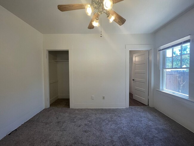 Building Photo - 9230 Curbaril Ave
