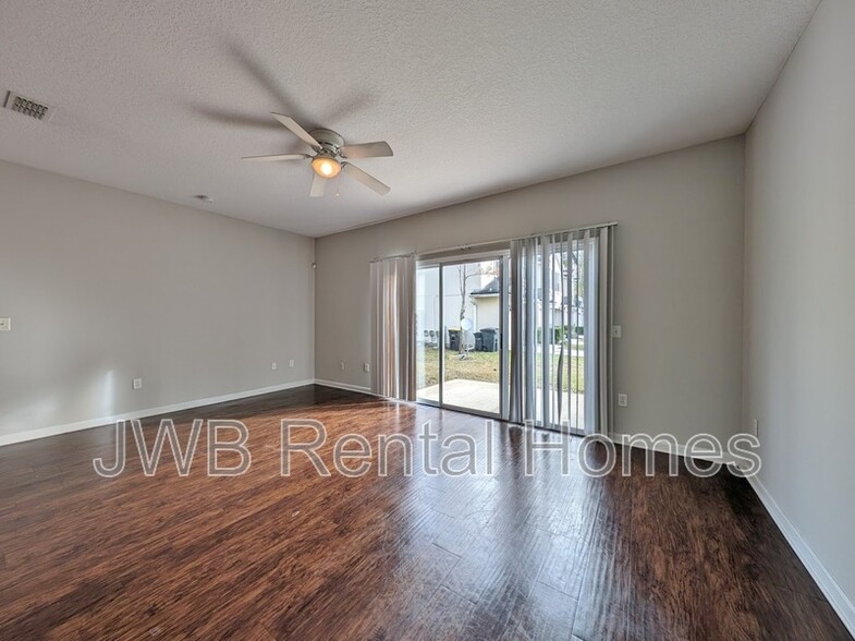 Building Photo - 7119 Timmerman Ln