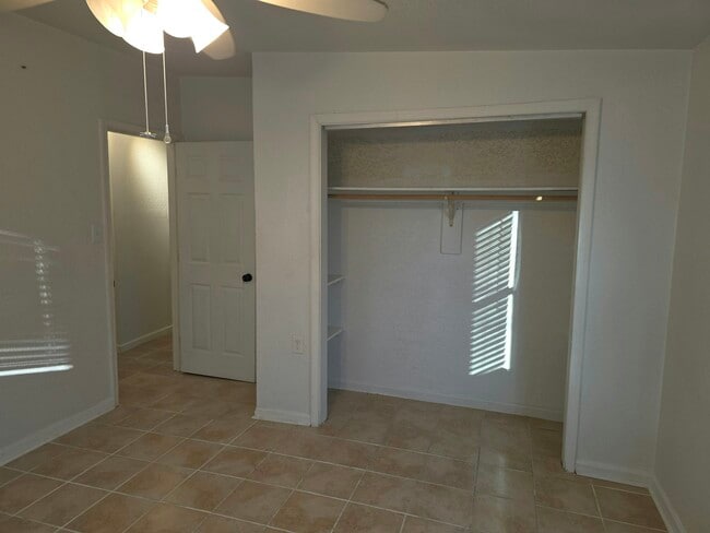 Building Photo - 709 Windy Rd