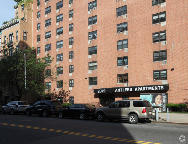 Building Photo - Antlers Apartments