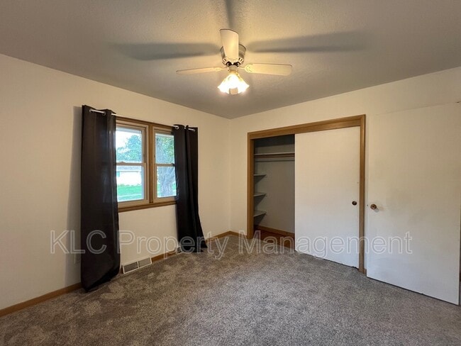 Building Photo - 4026 43rd St