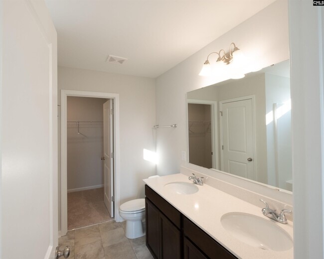 Building Photo - 929 S Desert Orch Ln