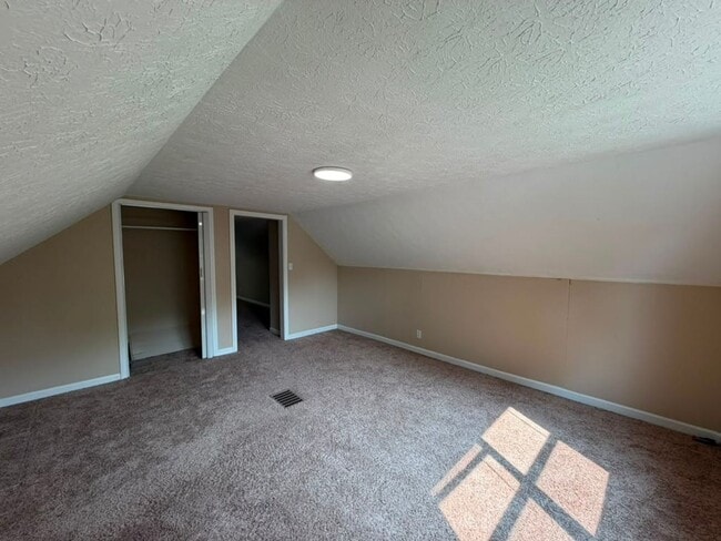 Building Photo - 1803 E 298th St