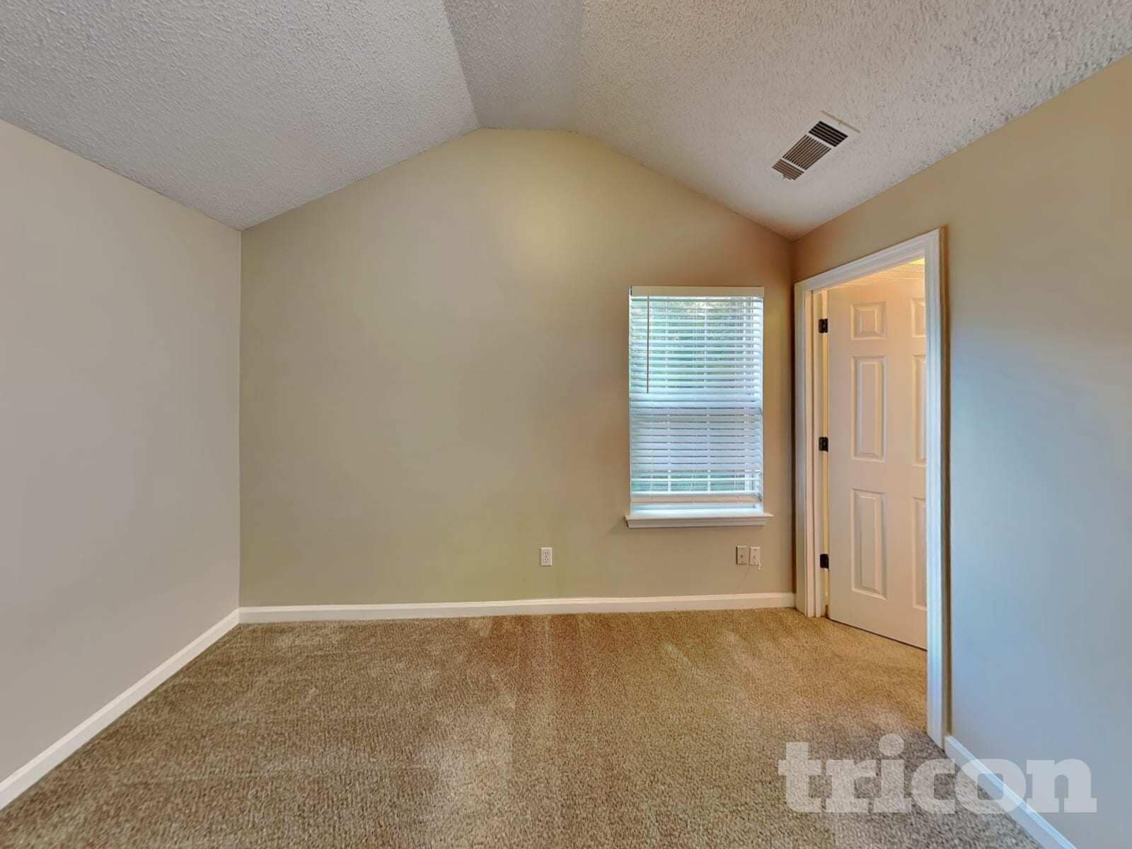 Building Photo - 4430 Reserve Hill Crossing