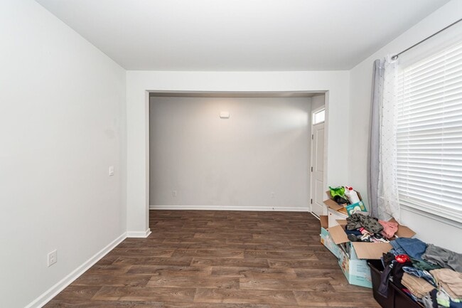 Building Photo - 4 Bedroom, 2.5 Bathroom Home in Carolina Groves - Moncks Corner