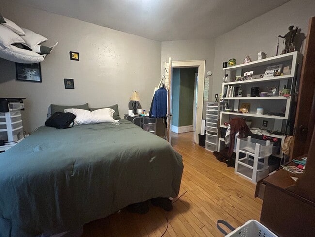 Building Photo - 2312 E Park Pl