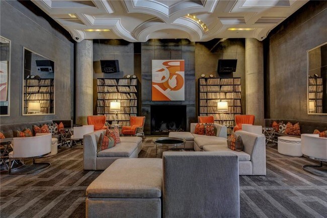 Building Photo - 210 Lavaca St