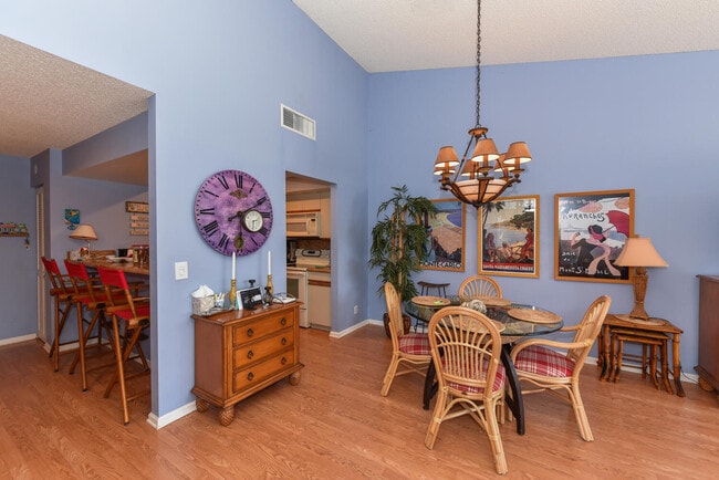 Building Photo - 209 Ocean Dunes Cir