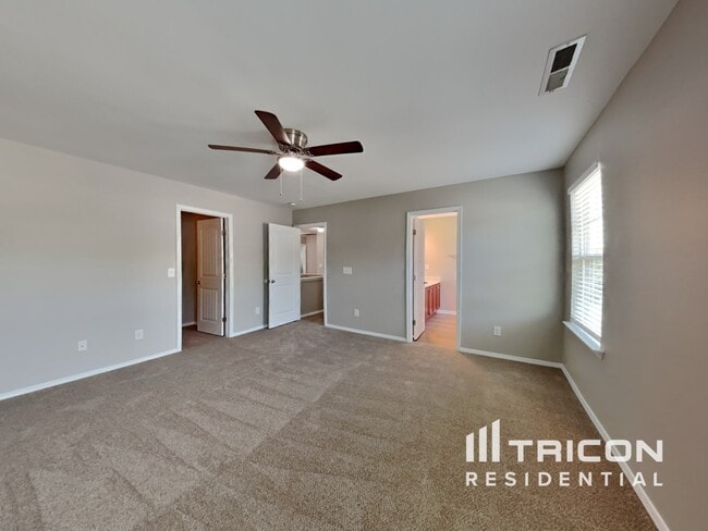 Building Photo - 514 Kerriann Ln