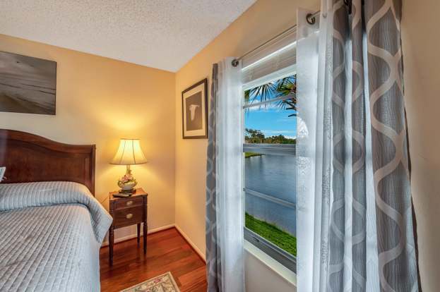 Building Photo - 33 Plantation Dr