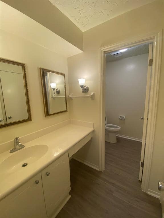 Building Photo - 11719 Scottsdale Dr