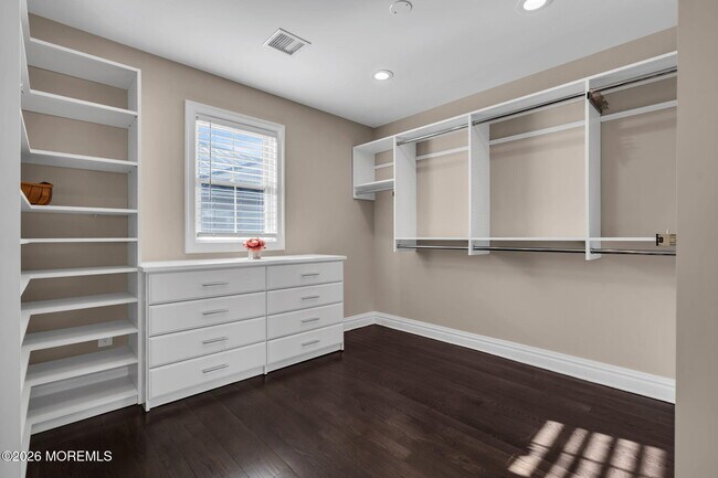 Building Photo - 58 Seaview Ave