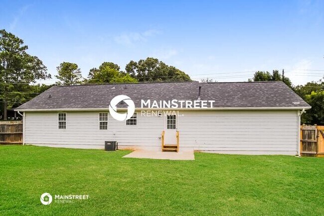 Building Photo - 3 Bedroom Pet-Friendly Home in CARTERSVILL...