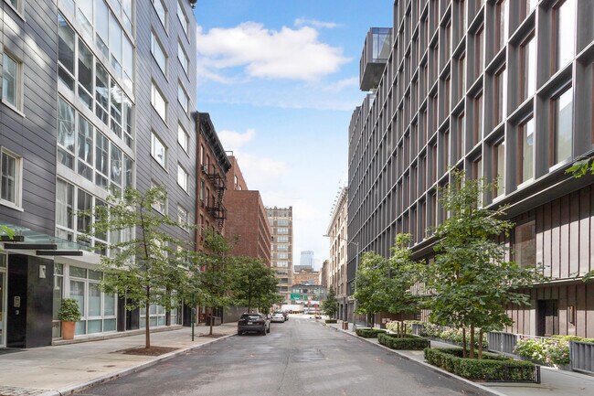 Building Photo - 22 Renwick St