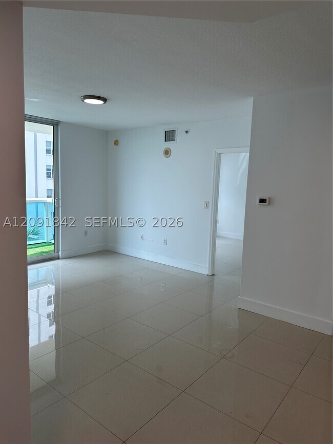 Building Photo - 9201 Collins Ave