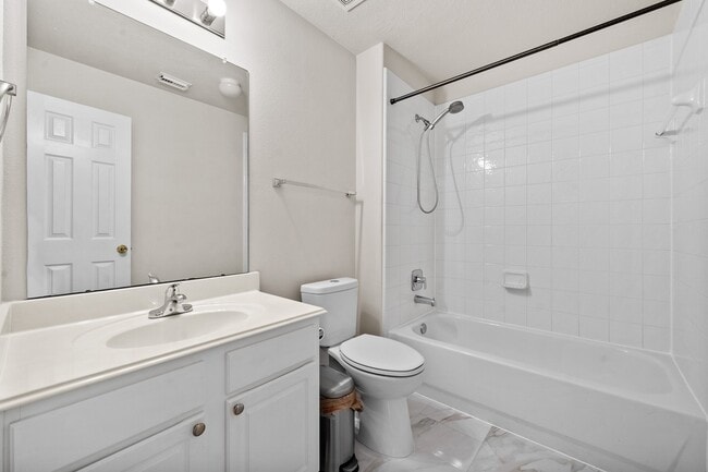 Building Photo - 3519 Brackenfern Rd