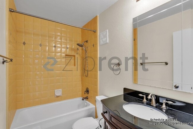 Building Photo - 749 Barnegat Ln