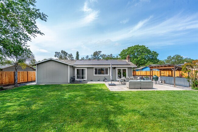 Building Photo - 849 Colleen Dr